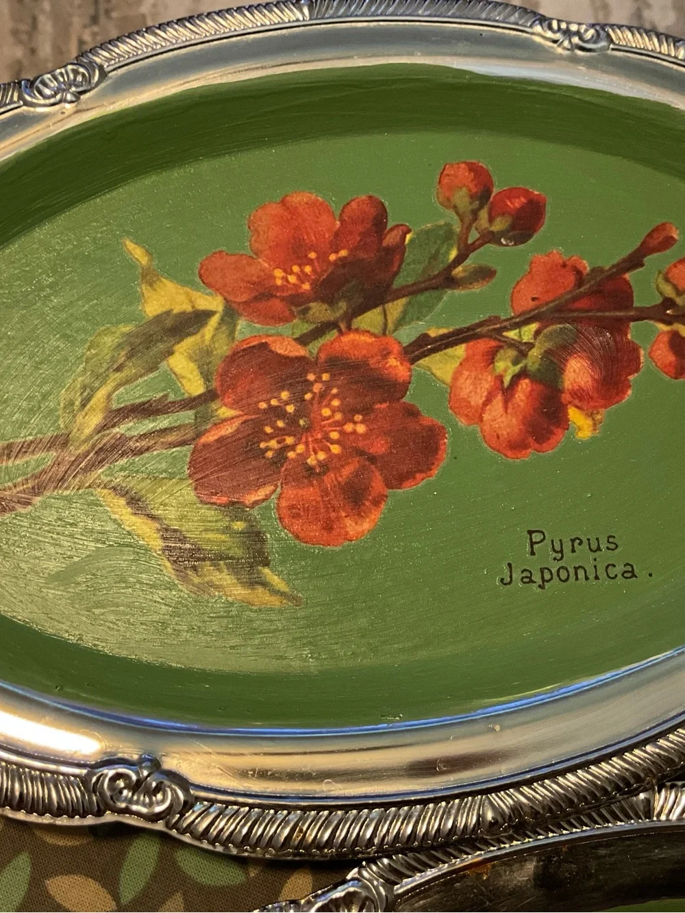 Vintage Floral Decorative Trays - Green with Red Blossoms & White Daisies